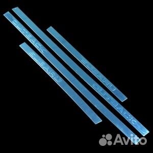 Молдинги на двери Subaru Outback