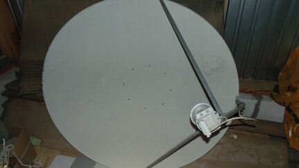 Антенна спутниковая 1,2 м, светло-серая