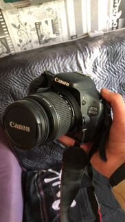 Зеркальный фотоаппарат canon 600d + объектив kit