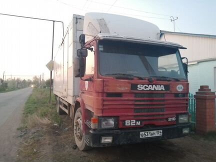 Scania 82m