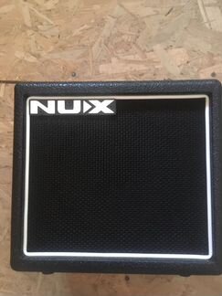 Гитарный комбик Nux mighty 8 SE