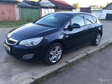 Opel Astra 1.6 МТ, 2011, 130 000 км
