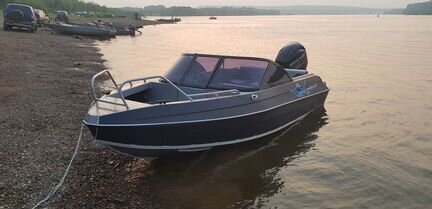 Новая моторная лодка Orionboat 46 Д в черном цвете