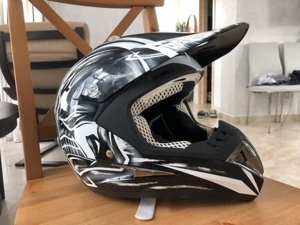 Шлем Airoh размер XS