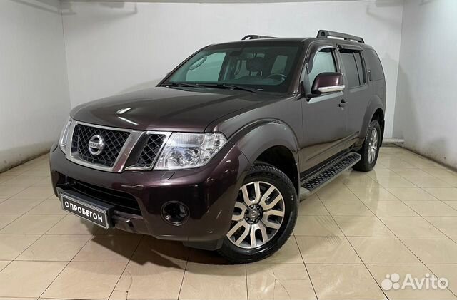 Nissan Pathfinder `2011