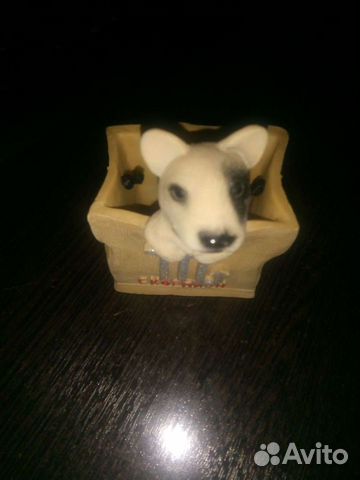 Сувенир собака/скорпион