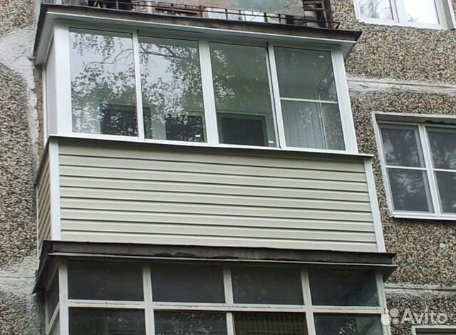 Остекление балконов и лоджий, отделка балкона