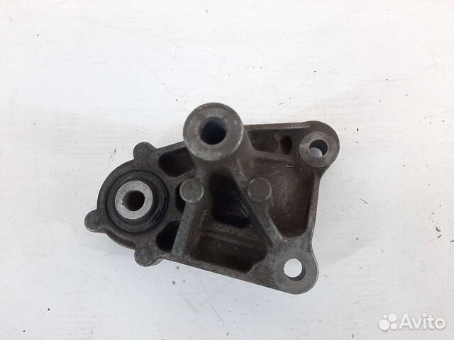 Кронштейн крепления МКПП Ford Mondeo 4