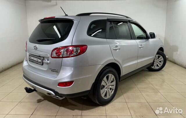 Hyundai Santa Fe `2011