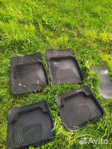 Автомобильные коврики резиновые