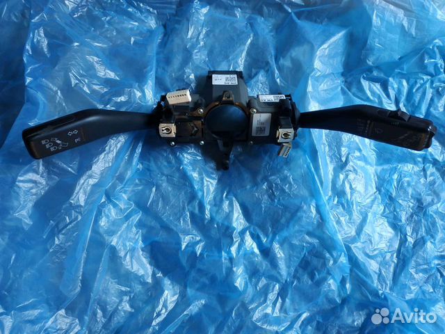 Подрулевой переключатель Фольксваген. Оригинал, ст