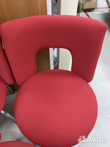 Офисный стул вращающийся Бюрократ