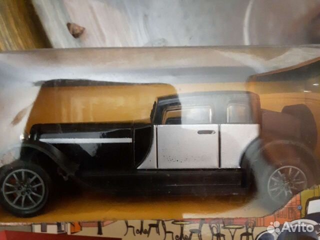 Продаю машинки металлические