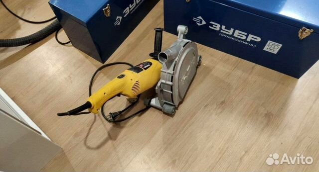 Аренда штробореза с пылесосом