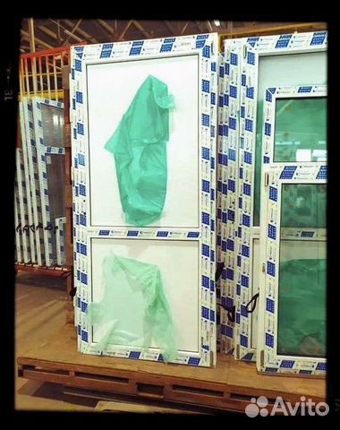 Дверь пластиковая новая