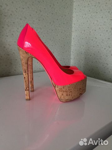 Новые туфли Ruthie Davis Новые туфли Ruthie Davis