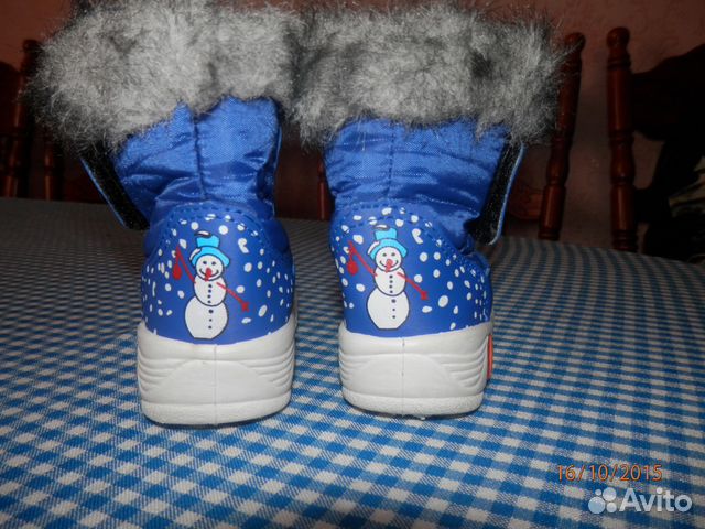 Новые зимние сапожки дутики, стелька 11 см Новые зимние сапожки дутики, стелька 11 см