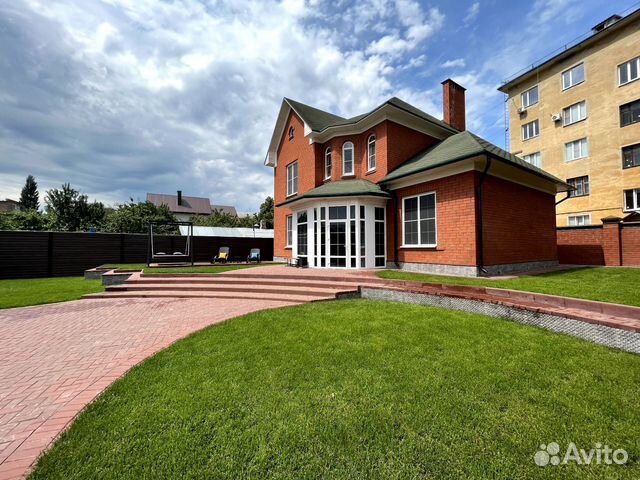 

5-к. дом, 180 м²