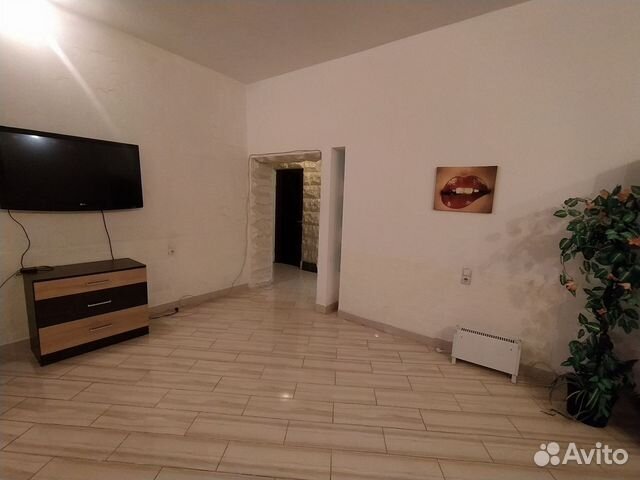 

1-к. квартира, 45 м², 1/1 эт.