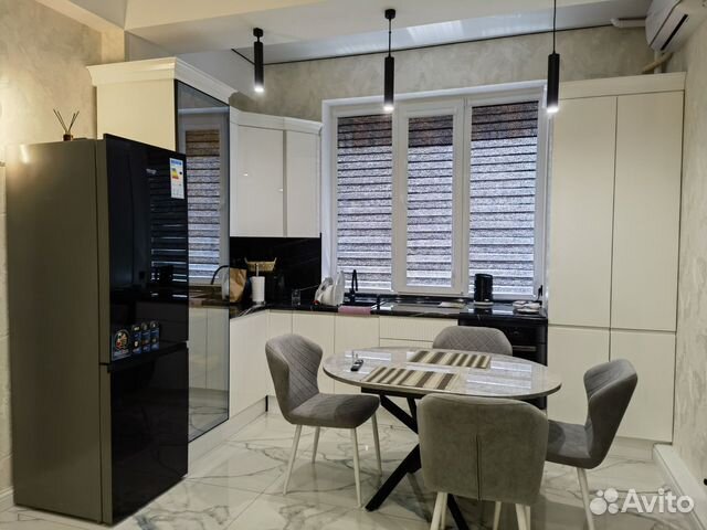 

1-к. квартира, 64 м², 2 кровати