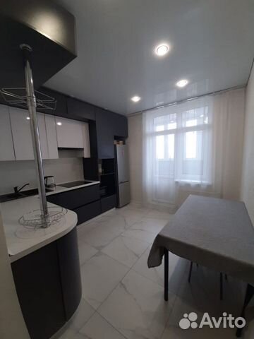 

2-к. квартира, 70 м², 11/18 эт.