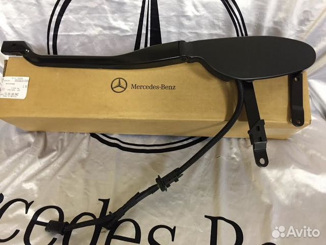 Поводок стеклоочистителя передний Mercedes 166 292