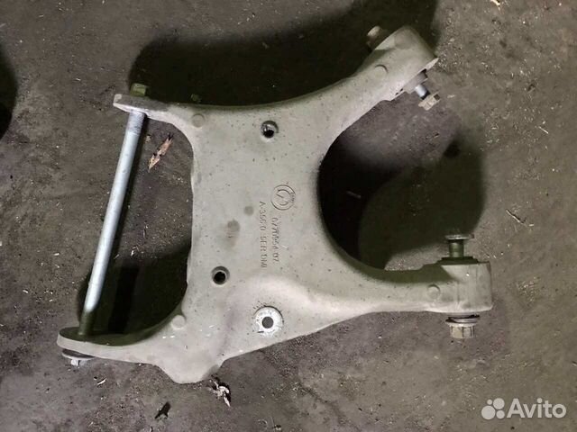 Bmw X5 E70 X6 E71 задний рычаг левый правый Bmw X5 E70 X6 E71 задний рычаг левый правый