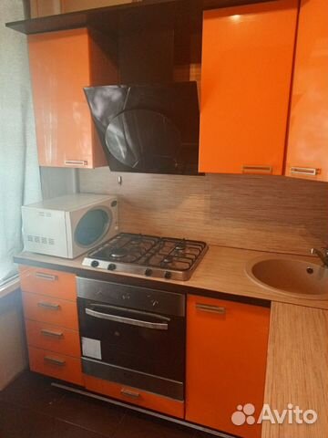

1-к. квартира, 42 м², 3/5 эт.