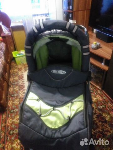 Продам детскую коляску hugo