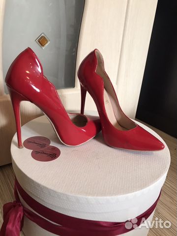 Женские туфли