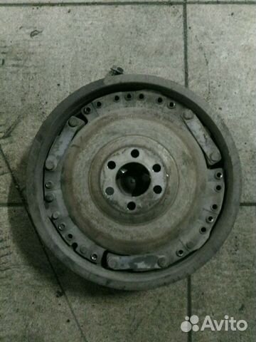 Маховик сцепления VW Шкода 1,6л 027103273D
