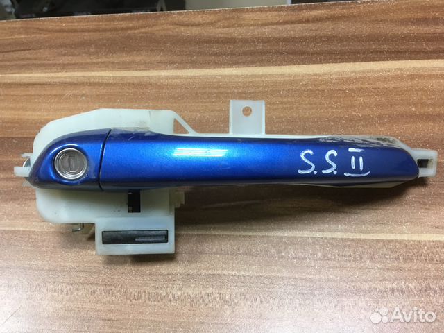 Ручка передней левой двери Hyundai Solaris 2 синяя Ручка передней левой двери Hyundai Solaris 2 синяя