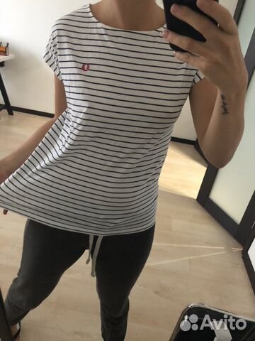 Женская футболка Fred Perry, размер S Женская футболка Fred Perry, размер S