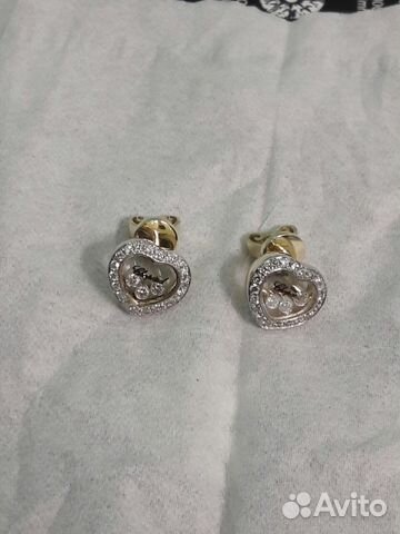 Новые золотые серьги в виде сердца с брил. Chopard Новые золотые серьги в виде сердца с брил. Chopard