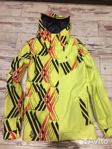 Горнолыжная женская куртка volcom Горнолыжная женская куртка volcom