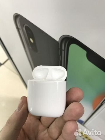 AirPods AirPods