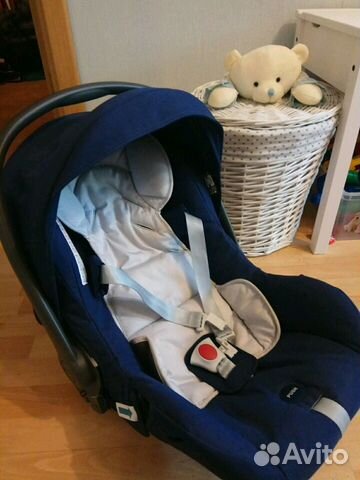 Автомобильное кресло Автомобильное кресло