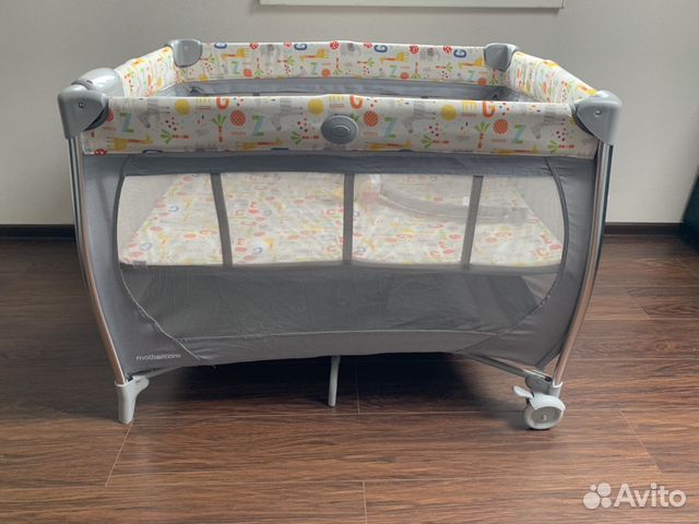 Манеж кровать из коллекции «друзья» mothercare