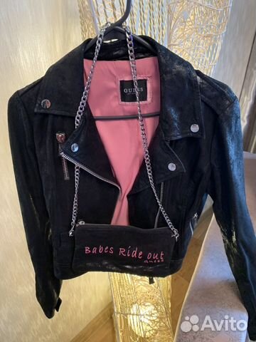 Куртка Guess с сумкой Куртка Guess с сумкой
