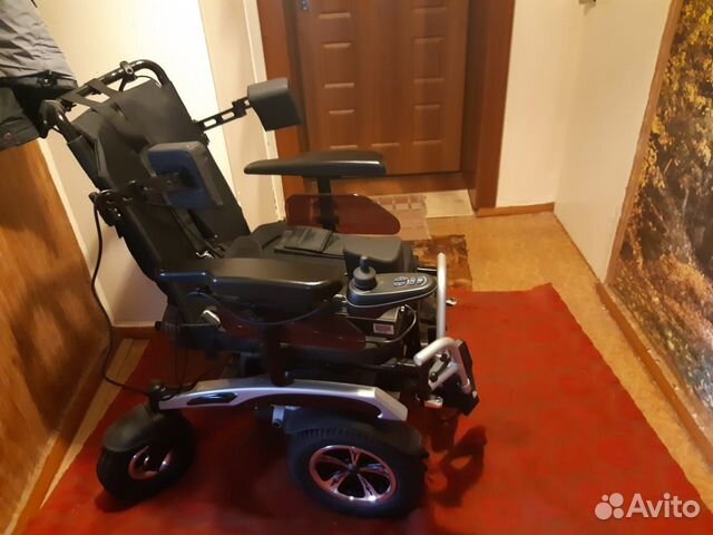 Продам инвалидную кресло-коляску с электроприводом Продам инвалидную кресло-коляску с электроприводом