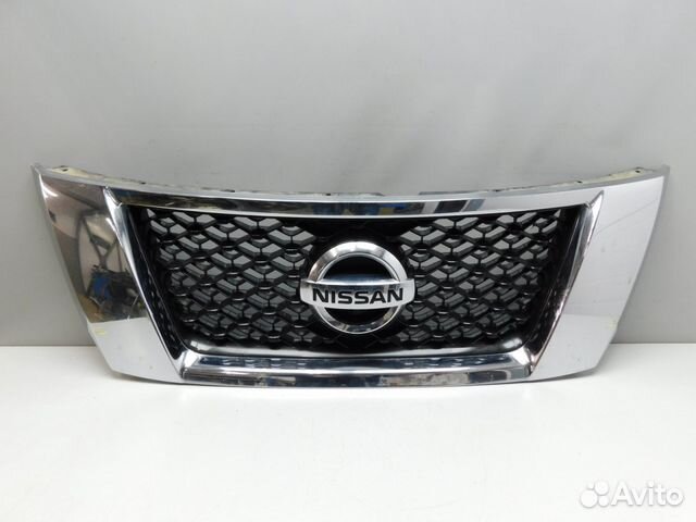 Решетка радиатора Nissan Pathfinder (R52) 88916