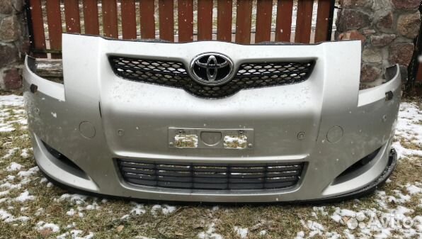 Бампер передний Toyota Auris I 2006-2009 Бампер передний Toyota Auris I 2006-2009