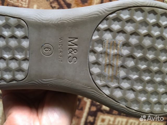 Новые кожаные кроссовки M& S размер 38,5 на полную Новые кожаные кроссовки M& S размер 38,5 на полную