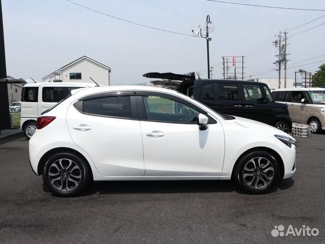 Mazda Demio 1.3 AT, 2016, 57 000 км