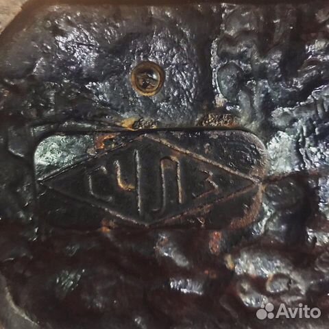 Статуэтка Статуэтка