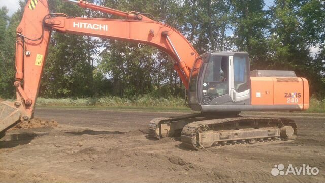 Экскаватор hitachi ZX240-3