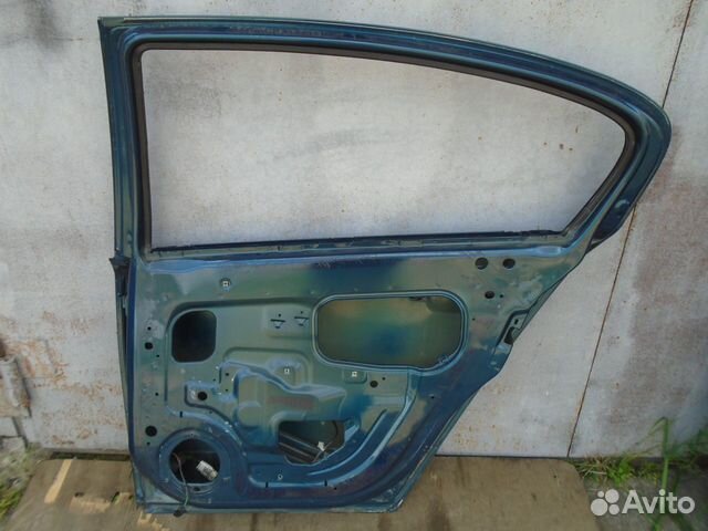Дверь задняя правая седан Opel Astra H Опель Астра