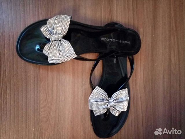 Шлепанцы Шлепанцы