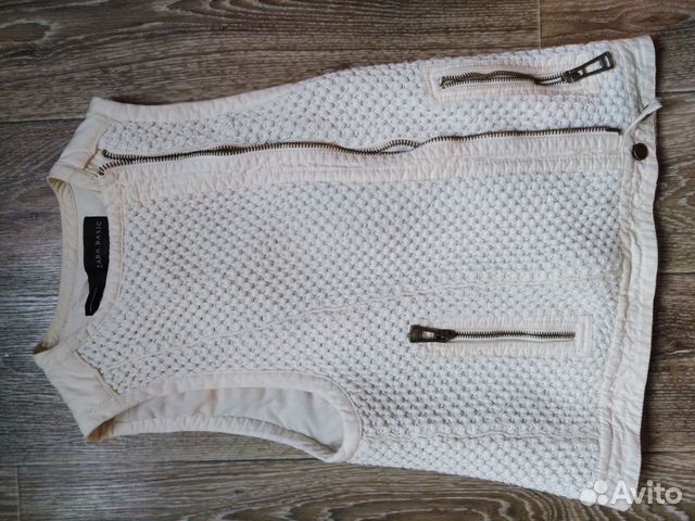 Жилет Zara