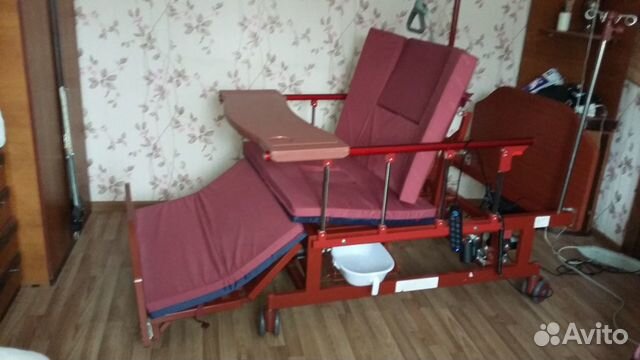 Медицинская кровать для лежачих больных с электрор